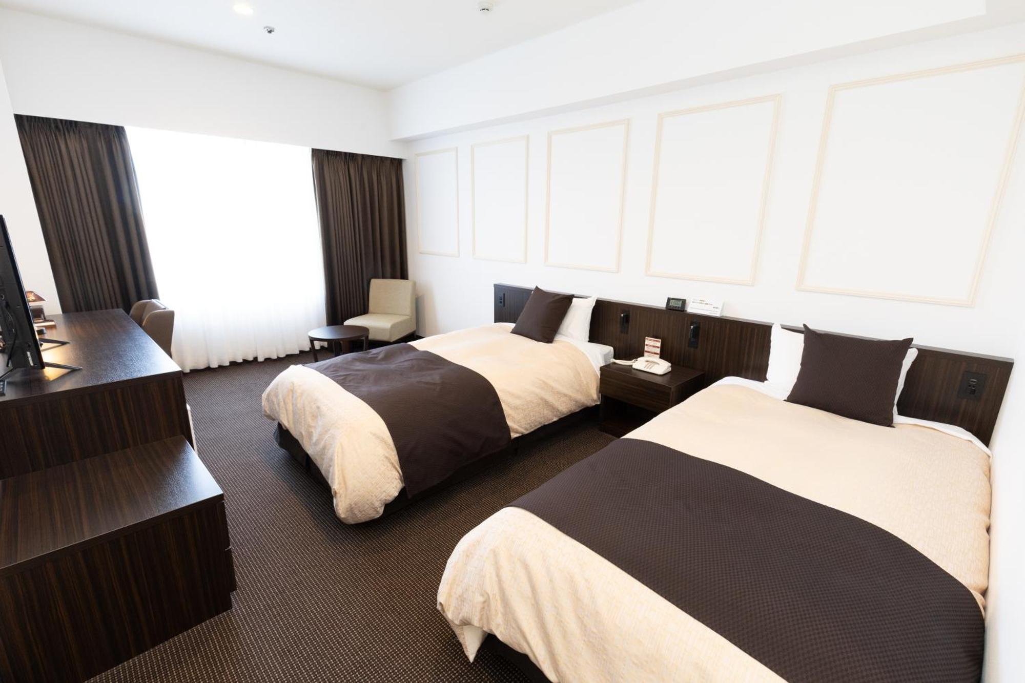 The Italia Ken Hotell Niigata Eksteriør bilde